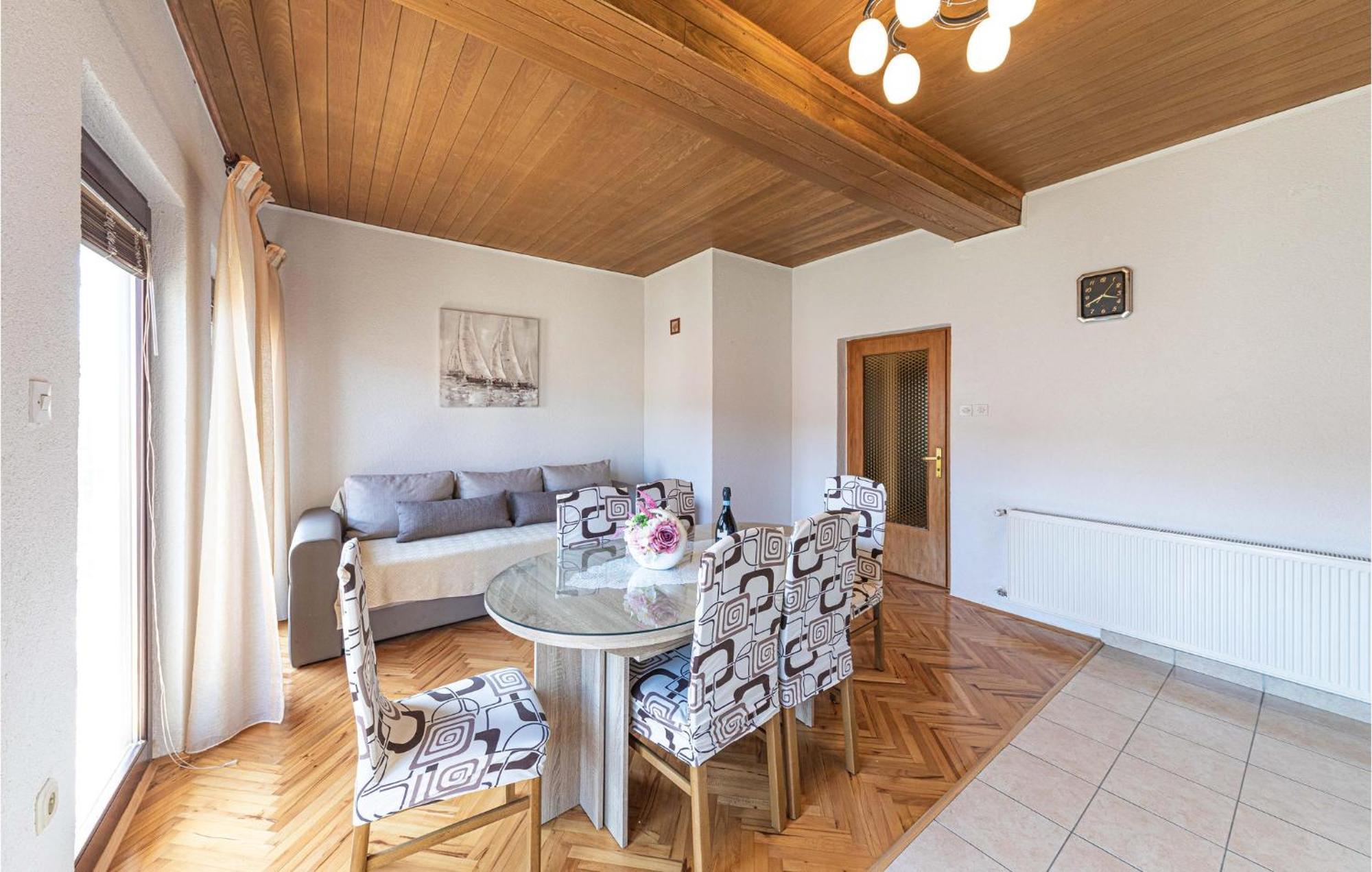 Gorgeous Apartment In Marina With Wifi Kültér fotó